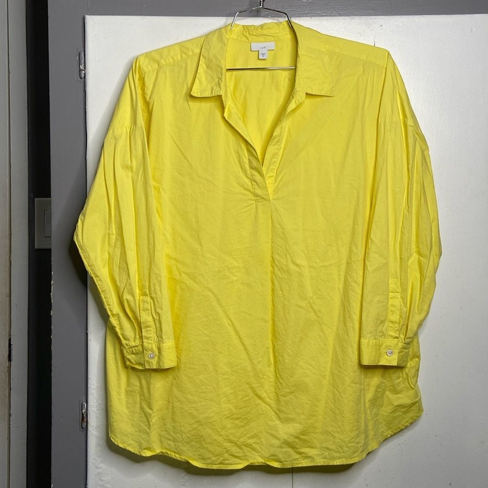 j jill women long sleeve Pop over deep v neck blouse 2x yellow